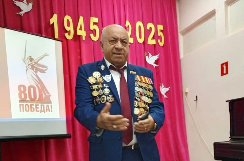    Серго Саргсян. Выступление в библиотеке на памятном мероприятии, посвящённом 80-летию Великой Победы