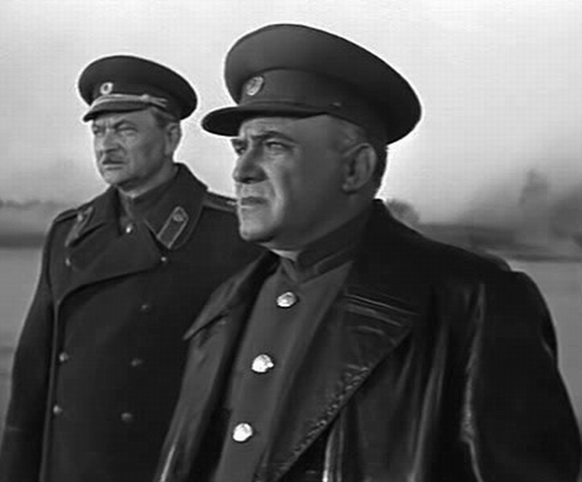 Дмитрий Масанов в фильме "Весна на Одере" (1967). Все иллюстрации - Яндекс-Картинки