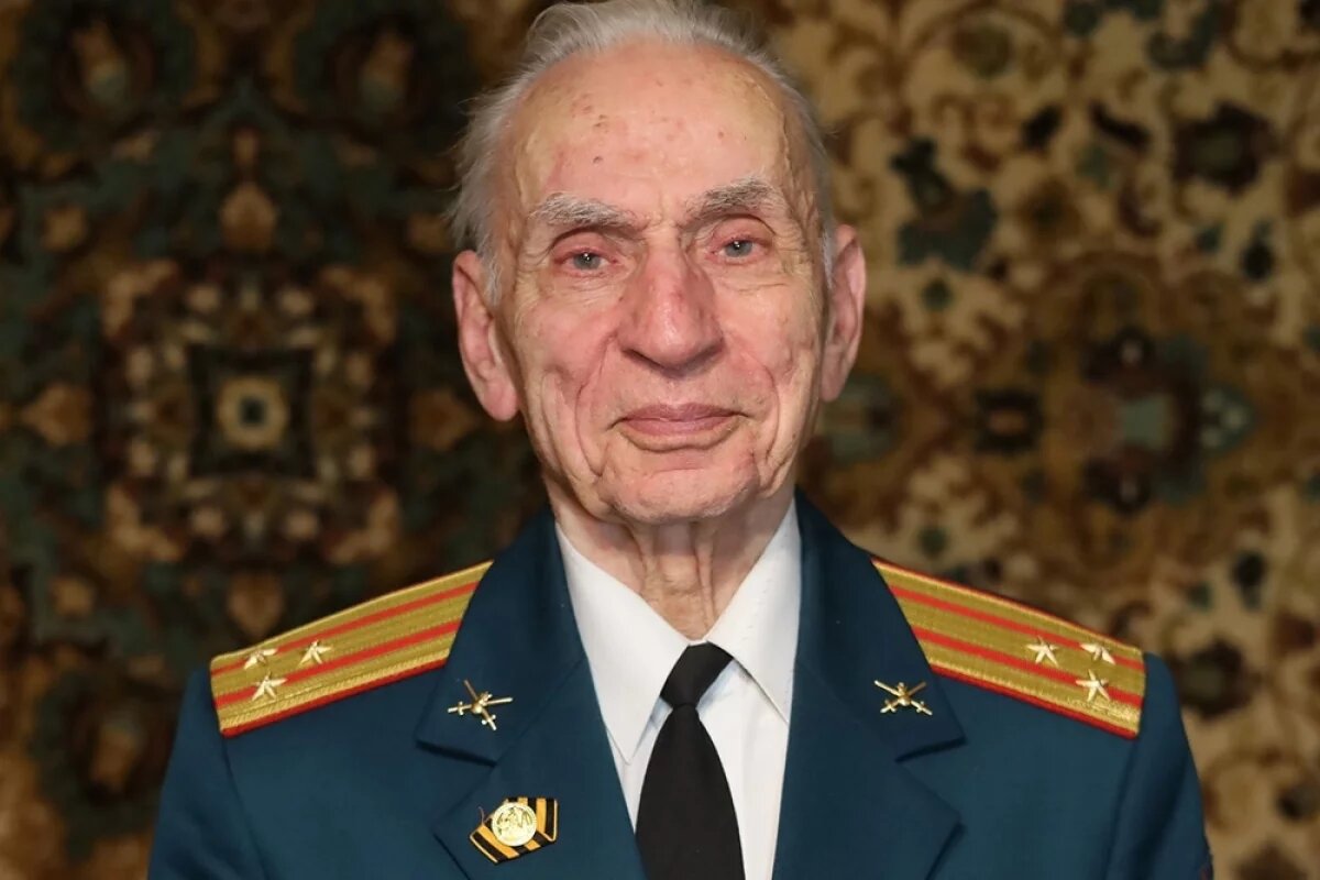    Дмитрий Михайлович Епифанов.