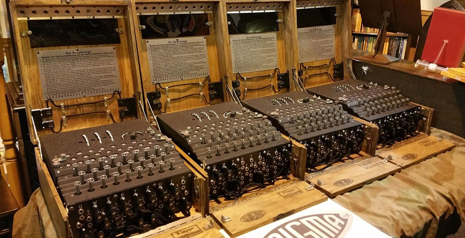 Немецкая шифровальная машинка "Энигма"