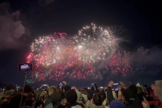    Во сколько начнется салют в Самаре на День Победы?