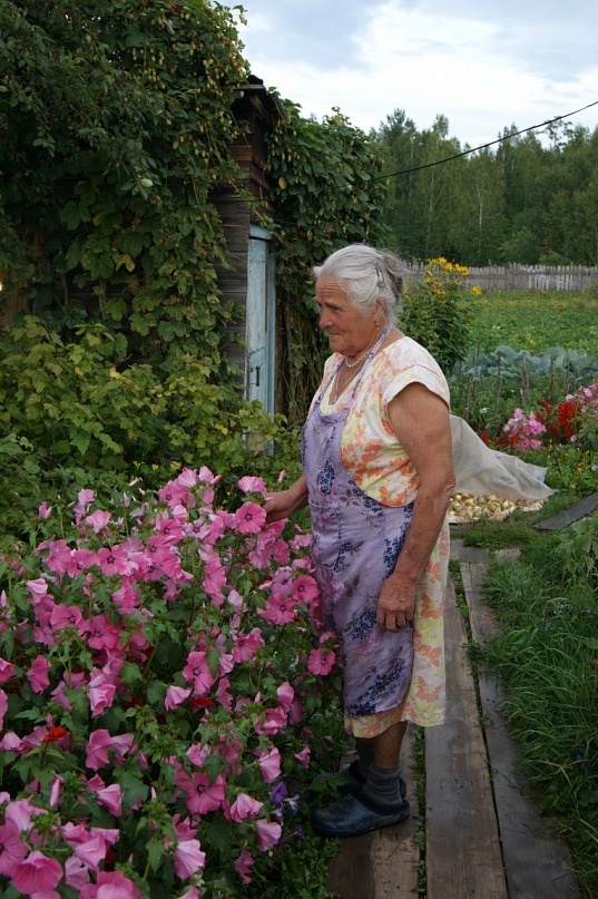 Летняя кухня! Сколько здесь живёт детских воспоминаний! 