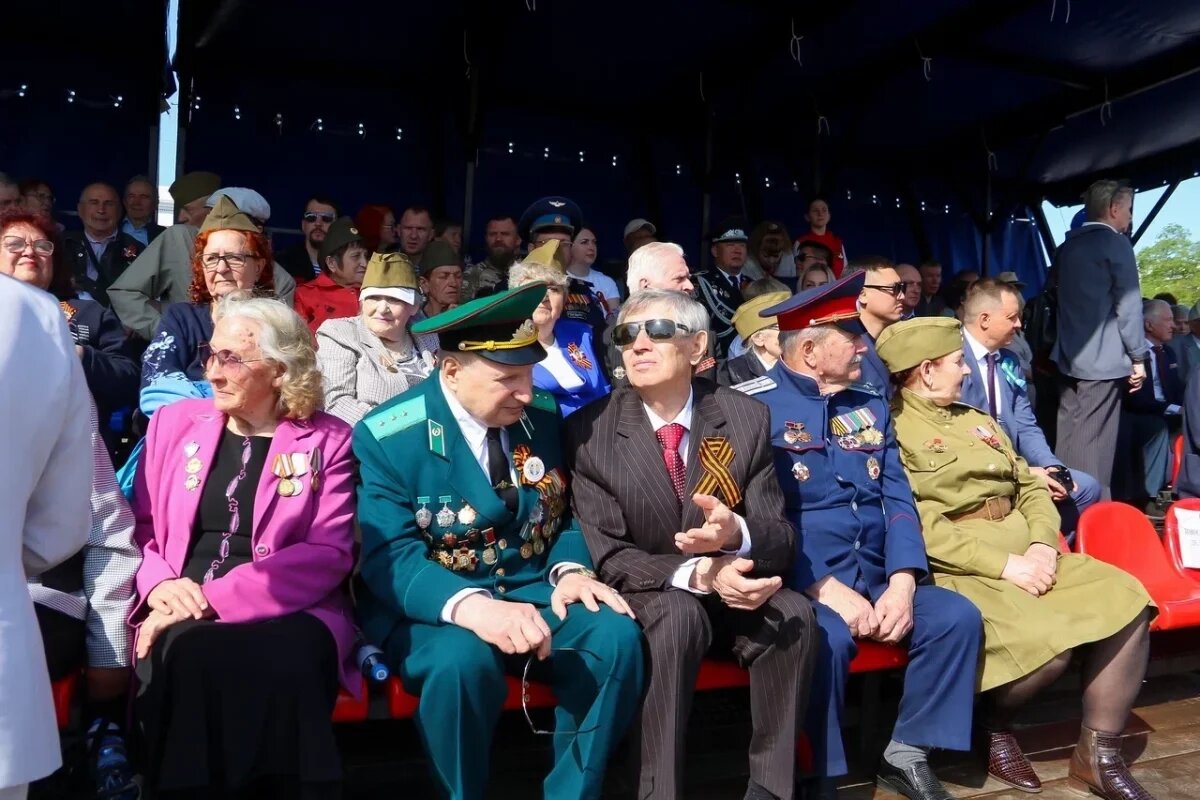    Глава региона Юрий Слюсарь поздравил жителей Дона с Днём Победы