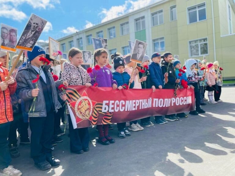    «Бессмертный полк» проходит в разных форматах по всей стране Андрей Севостьянов