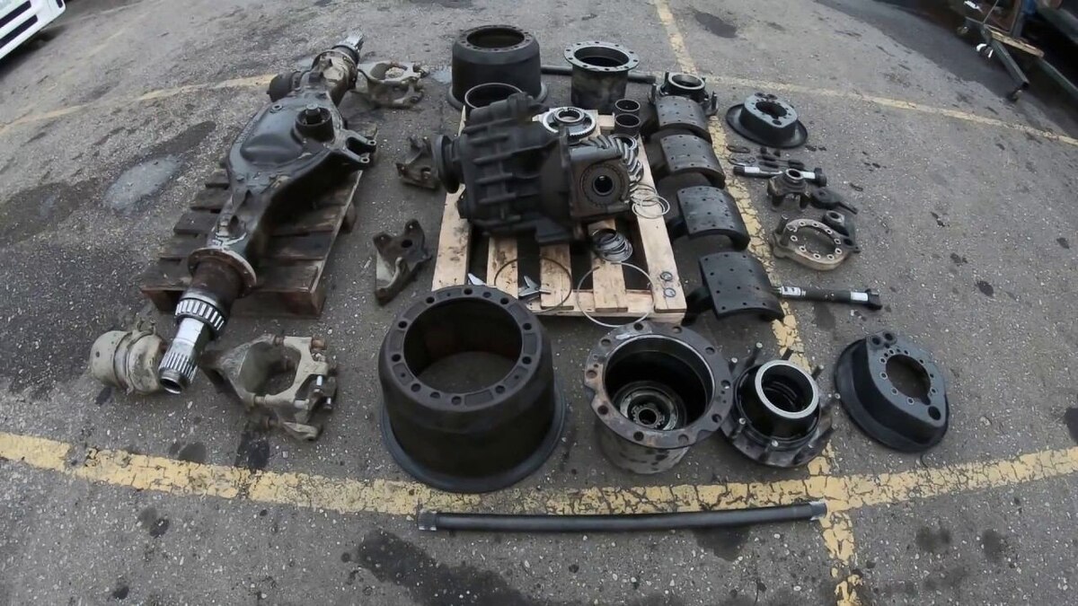 Капитальный ремонт заднего моста и редуктора Scania.