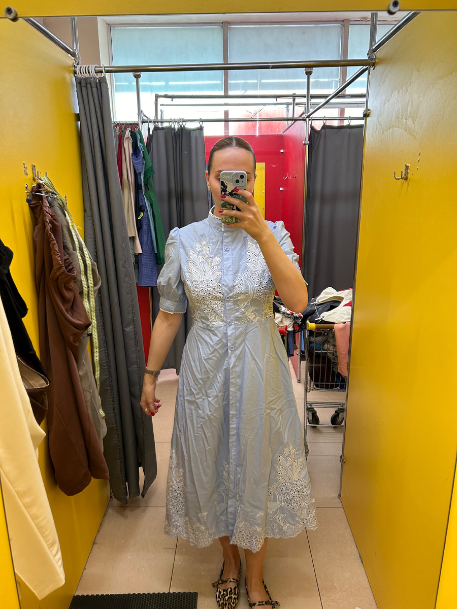 Красивущее платье из хлопка.