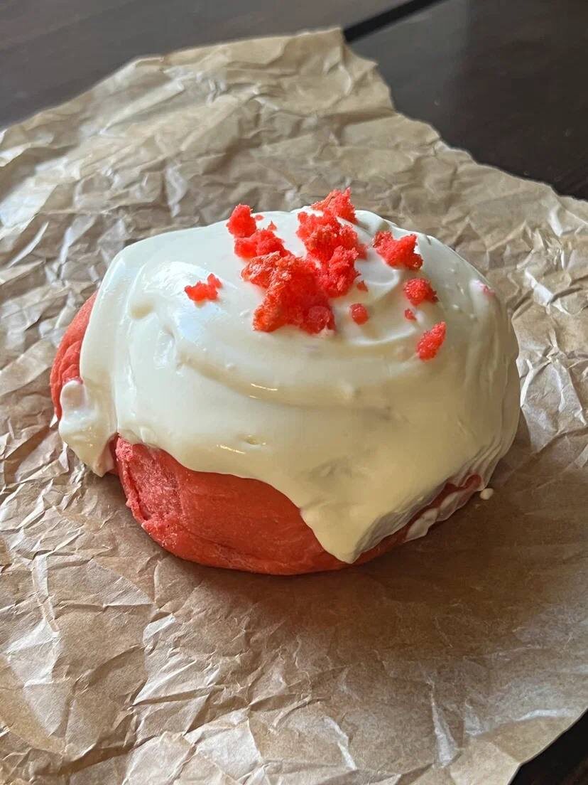 Синнабон "Красный бархат" - авторская версия "Брецель"