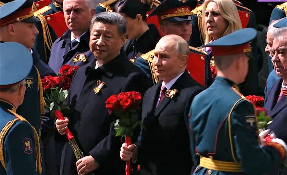     / Источник: Кадр из видео