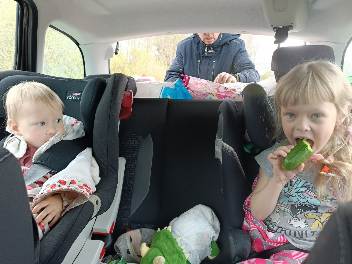 Где-то в дороге, остановка на перекус