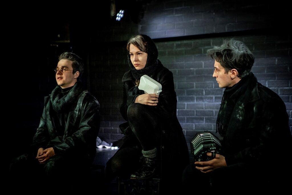    Фото предоставлены пресс-службой театра. Фотограф Екатерина Мещерякова Источник фото: Театр To Go