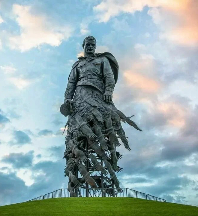 Ржевский мемориал Советскому Солдату — мемориальный комплекс, посвящённый памяти советских солдат, павших в боях подо Ржевом в 1942–1943 годах в ходе Великой Отечественной войны.