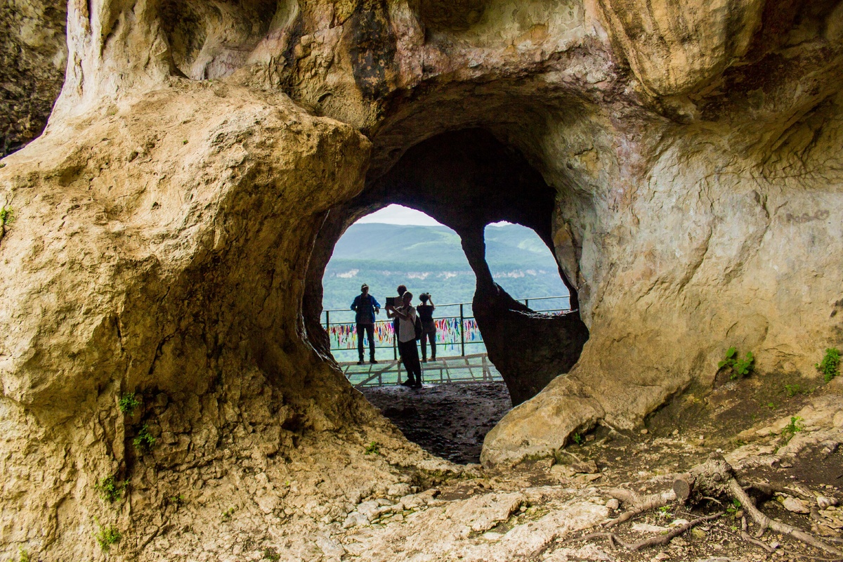 Одна из пещер ущелья считается порталом в мир духов