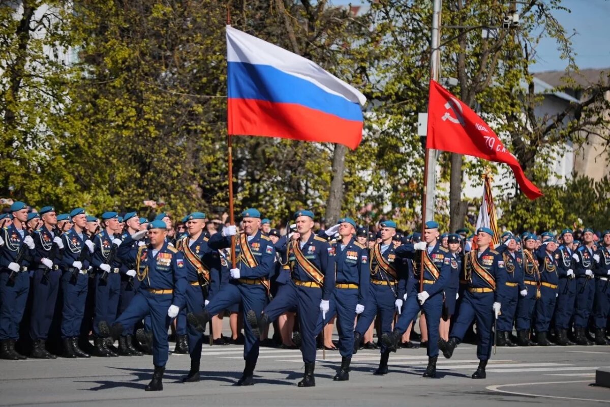    В Пскове прошел Парад Победы в честь 80-летия Великой Победы