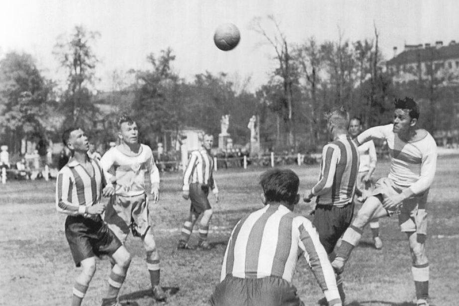     Футбол в блокадном Ленинграде