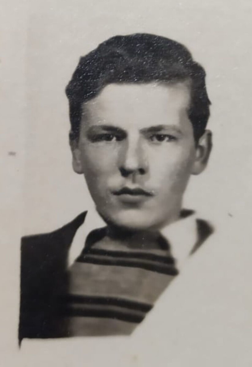 Василий Сафронов