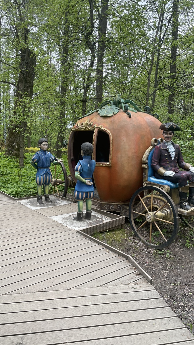 В карете можно фотографироваться. Фото автора