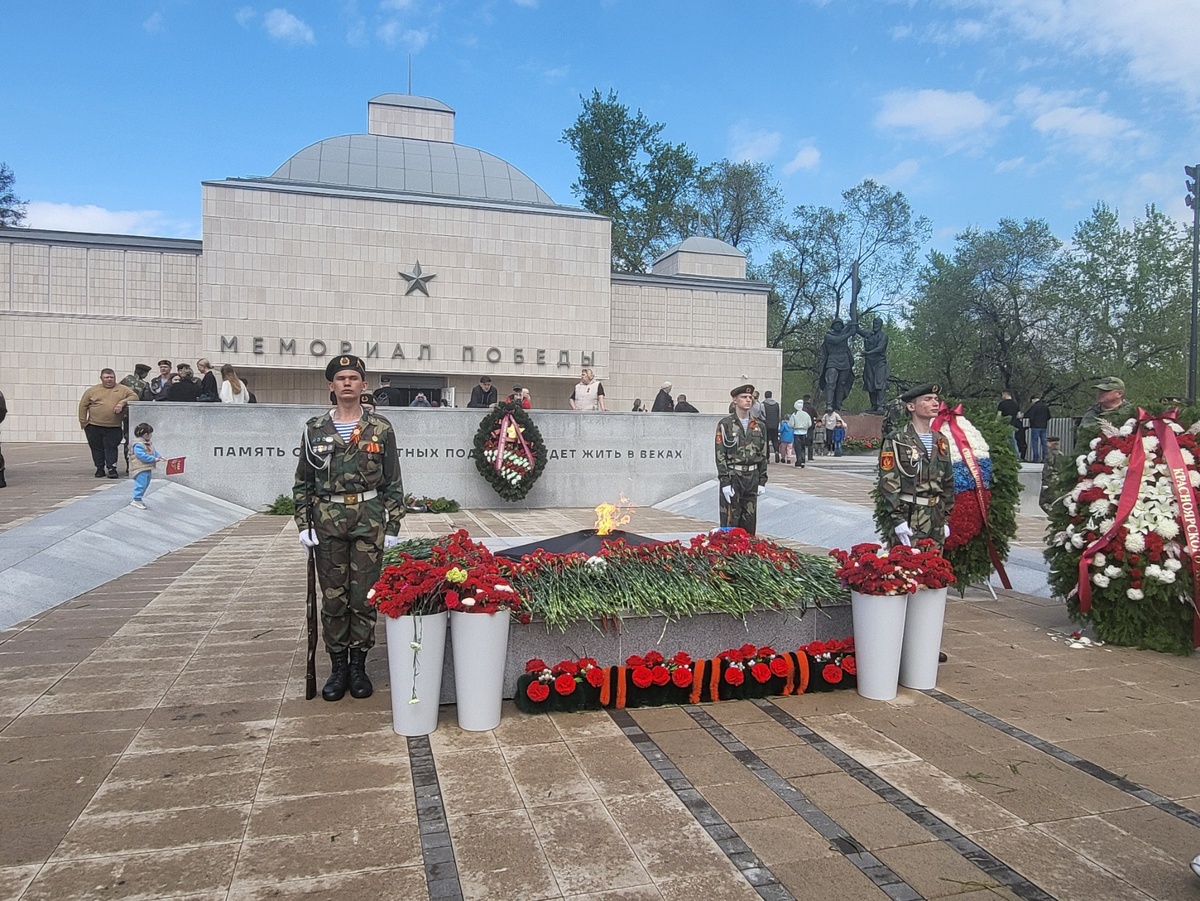 9 мая 2025 г. Красноярск. Мемориал Победы. Фото автора. 