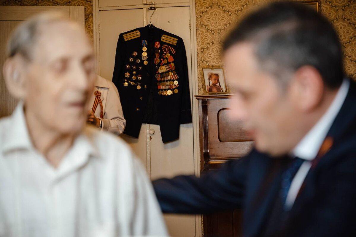    Врио губернатора Курской области поздравил ветеранов с Днем Победы