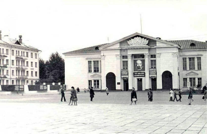 В 1943 году был достроен Дом офицеров Фото: Дом офицеров Пермского гарнизона