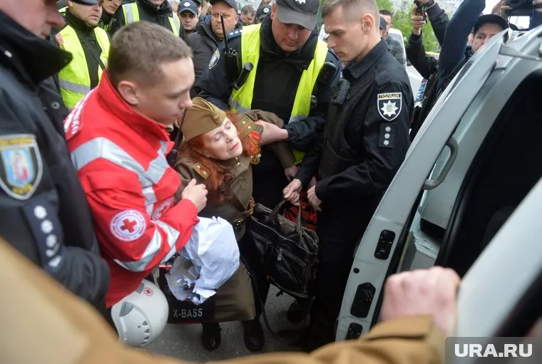 Во многих странах на законодательном уровне запрещено отмечать День Победы 9 мая
Фото: Петр Сивков/ТАСС