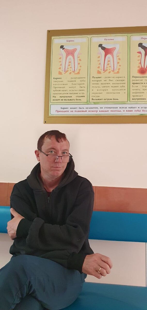 Муж смотрит на меня.. сочуствует.. Но думает... А могли бы уже шашлыки жарить...