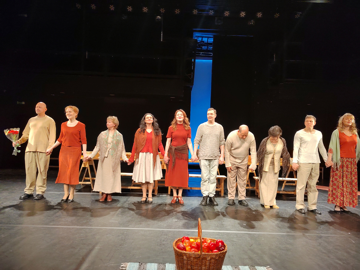 Май 2022 года Пролётный гусь в МХТ