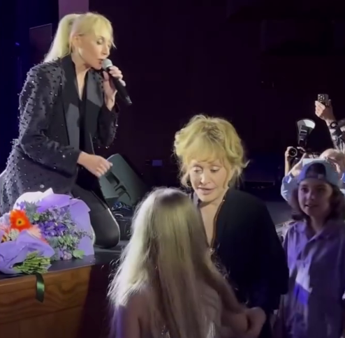 Орбакайте встала на колени перед Пугачевой