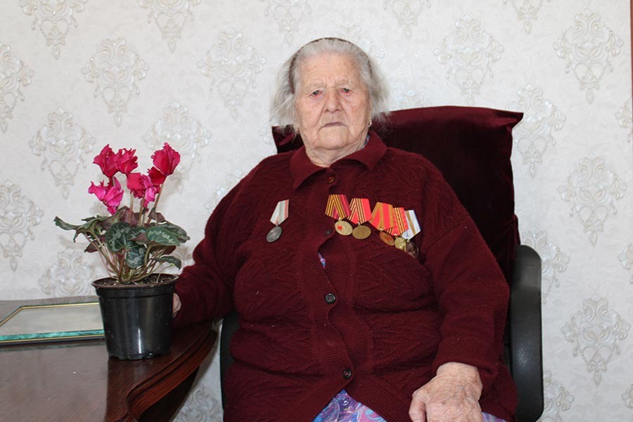    Из поколения несломленных