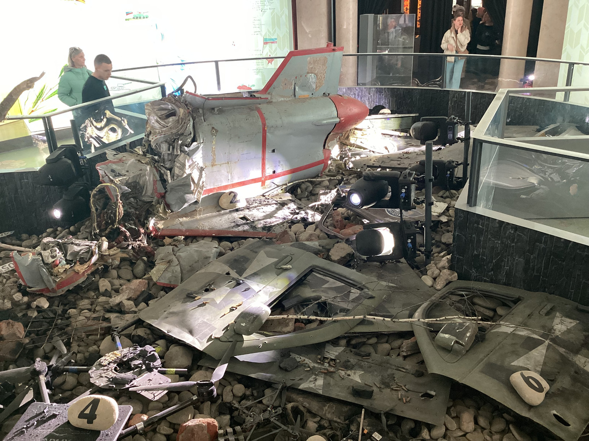 Обломки техники 