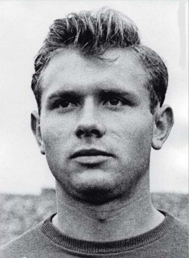 Эдуард Стрельцов на просмотре в "Торпедо" 