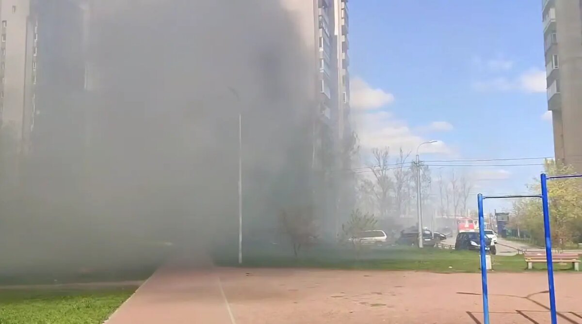    Фото: скриншот видео из Telegram-канала «Мегаполис | ДТП и ЧП | Санкт-Петербург | Питер»