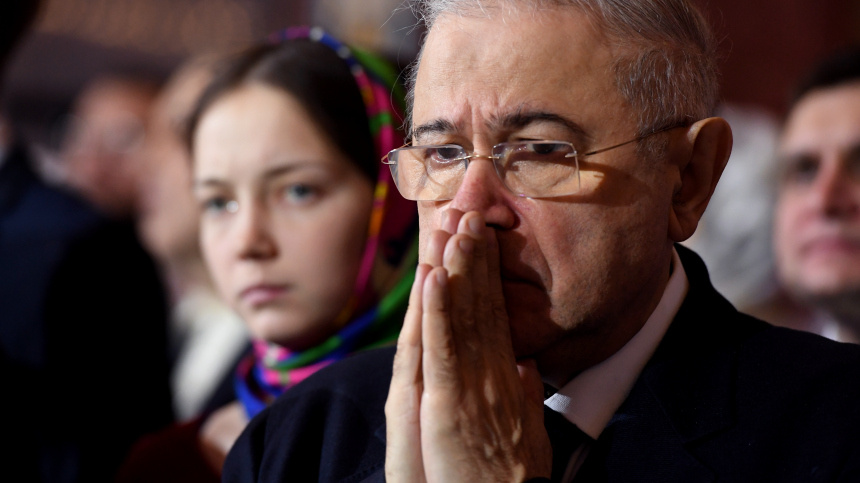    Фото: © РИА Новости/Сергей Пятаков; Instagram*/petrosyanevgeny; 5-tv.ru