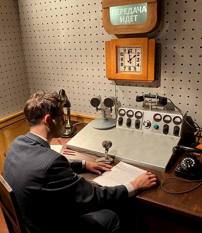 Кадр из фильма  «Защитники искусства»