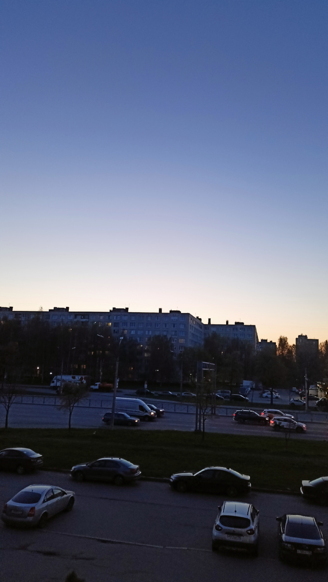 Фото автора. 21,45. СПб.