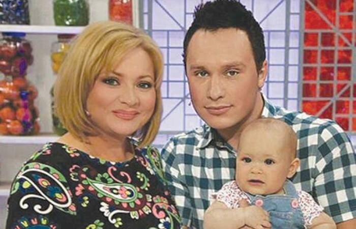 Светлана Пермякова, Максим Скрябин с дочерью. Фото: kulturologia.ru