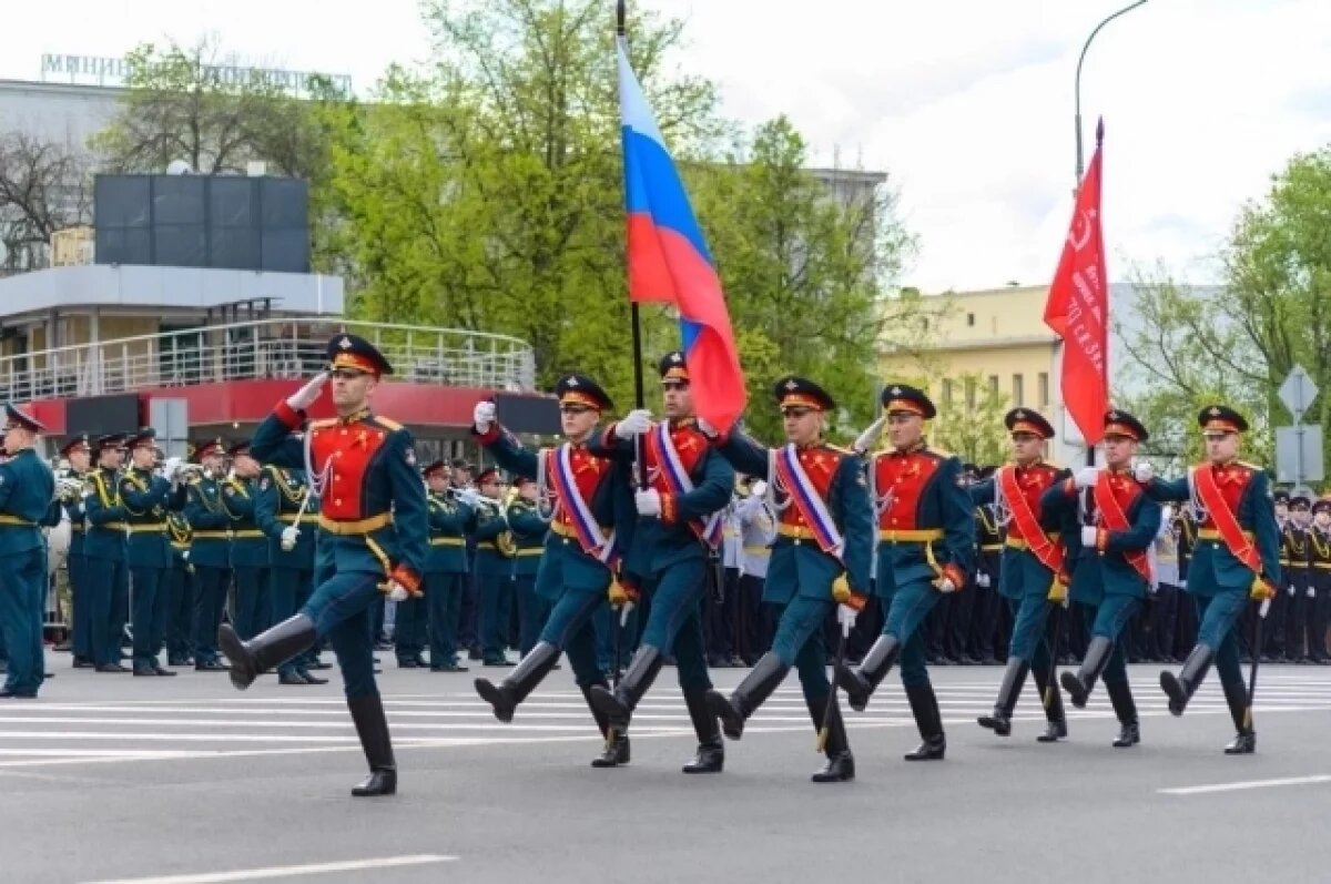 9 мая в День Победы на площади Минина и Пожарского  состоялся парад Победы