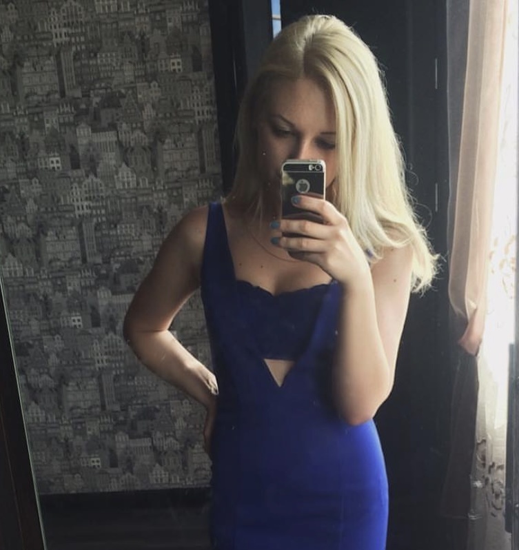 Мои рыжие волосы стали белыми и отпали в течение пару месяцев