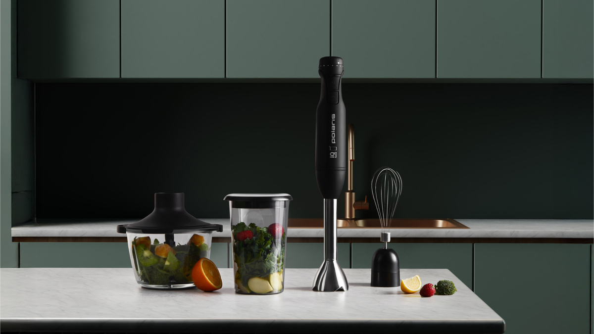 Тихий блендер Polaris PHB 1517GL на кухне: мощный гаджет для крем-супов и смузи