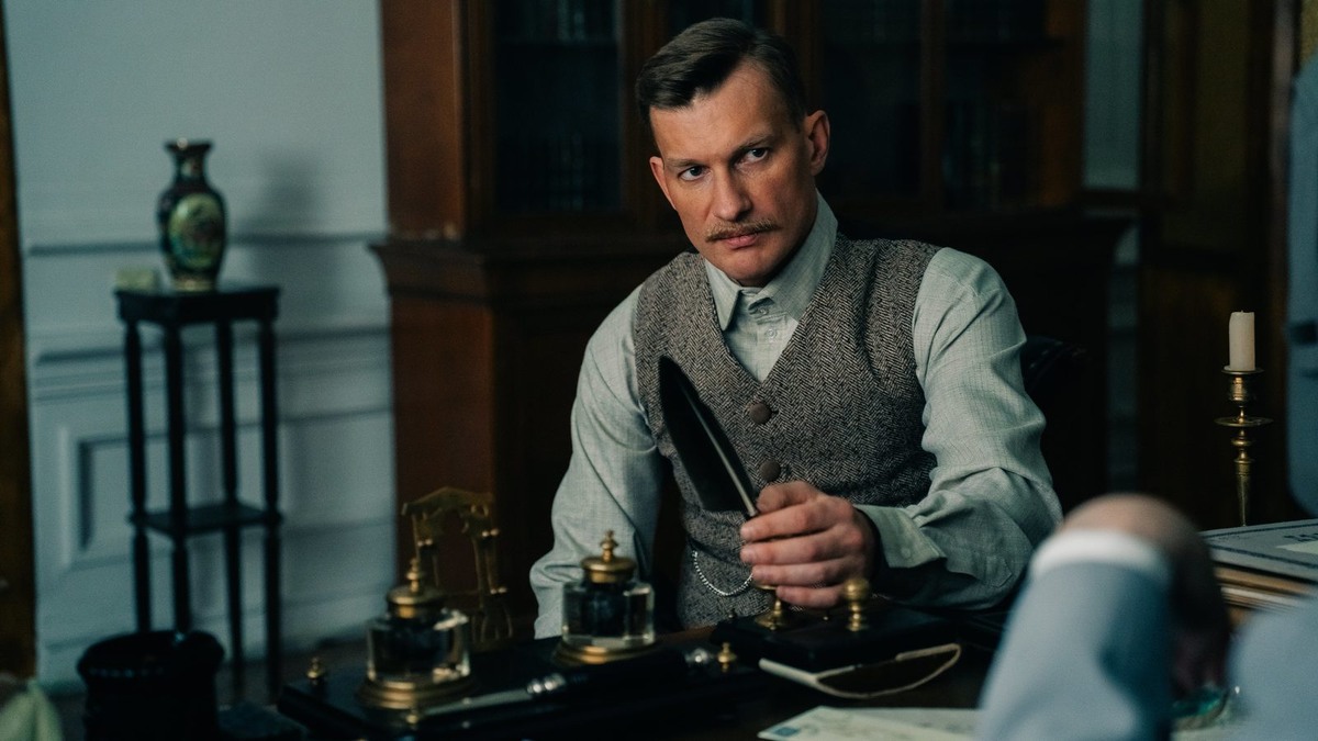 Кадр из сериала «Злые люди»