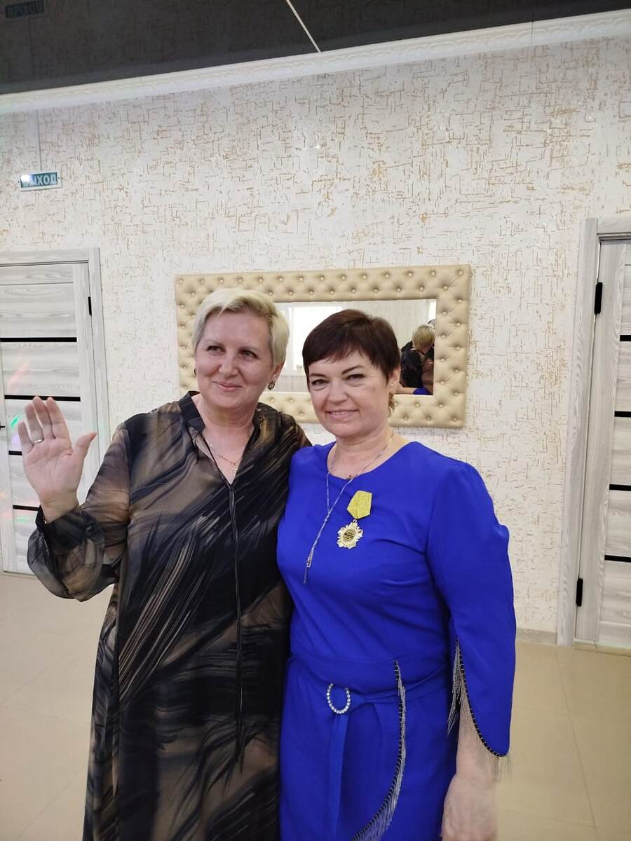 Смотрим в разные стороны, но уже 16 лет идем в одном направлении