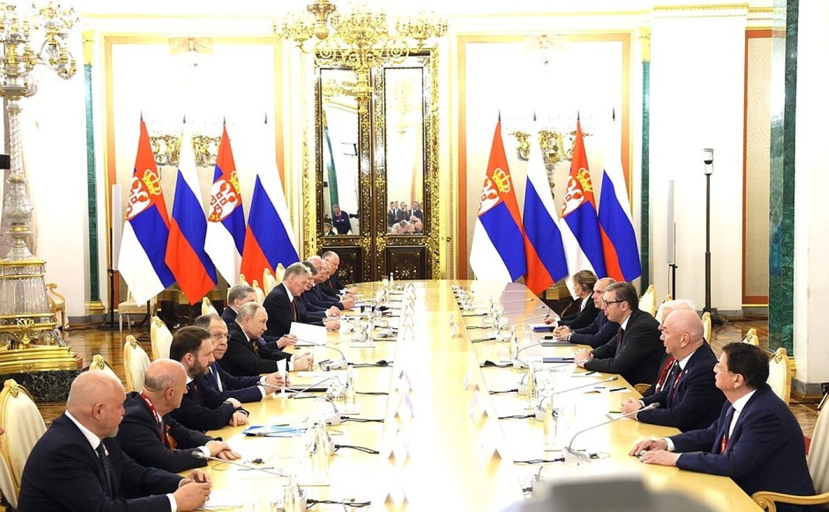 Сербия помнит, как много сделала для нее Россия.  Фото: Фото: пресс-служба Администрации президента РФ / kremlin.ru