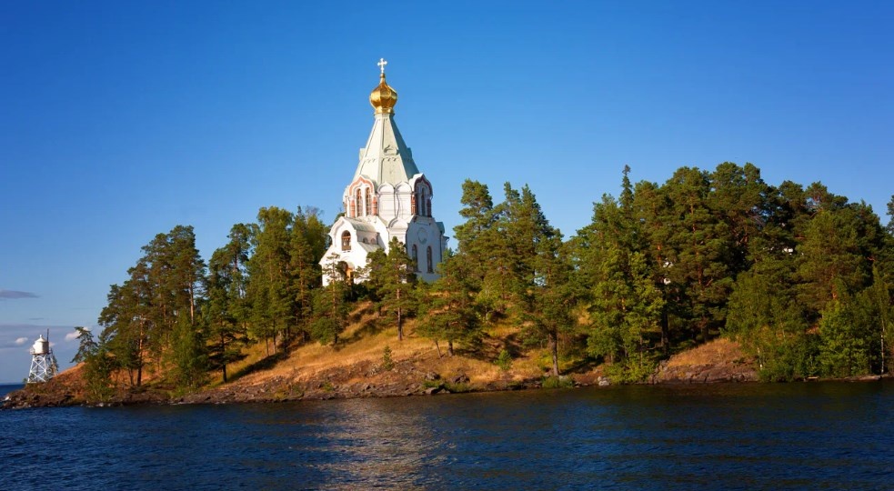 Уникальный остров Валаам – изюминка Карелии с важнейшим духовным центром России