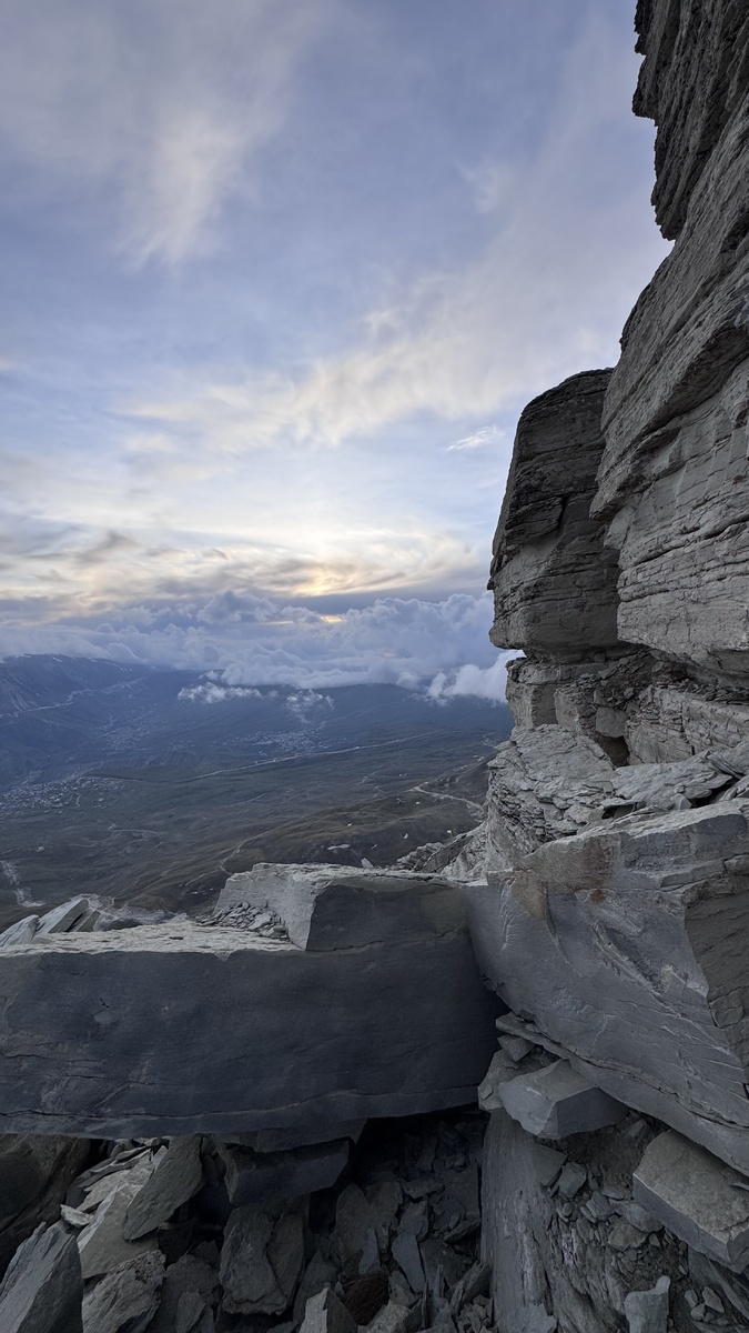 вершина горы Валия, древнее языческое капище 