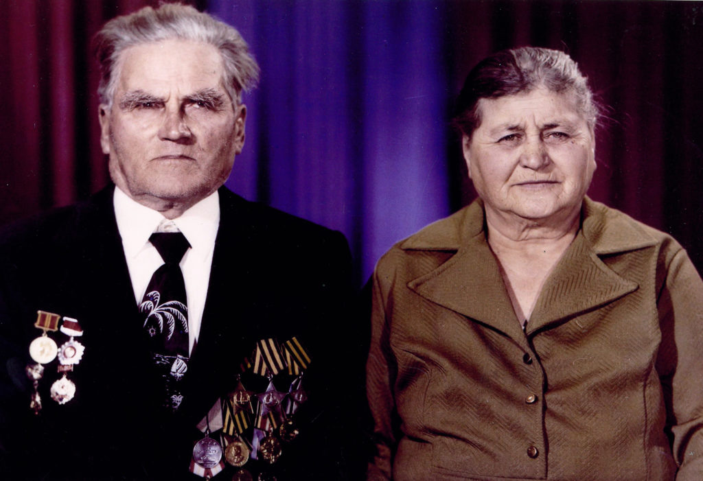    Андрей Максимович и Мария Филипповна Сорока. 1980 год. Знамя Труда