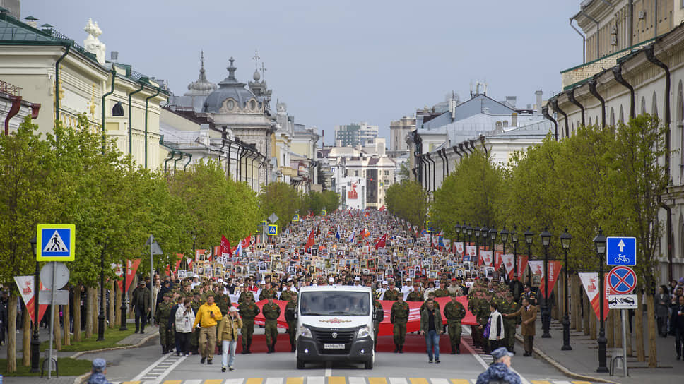 Бессмертный полк в Казани 9 мая 2025 года.📷Фото: Коммерсантъ