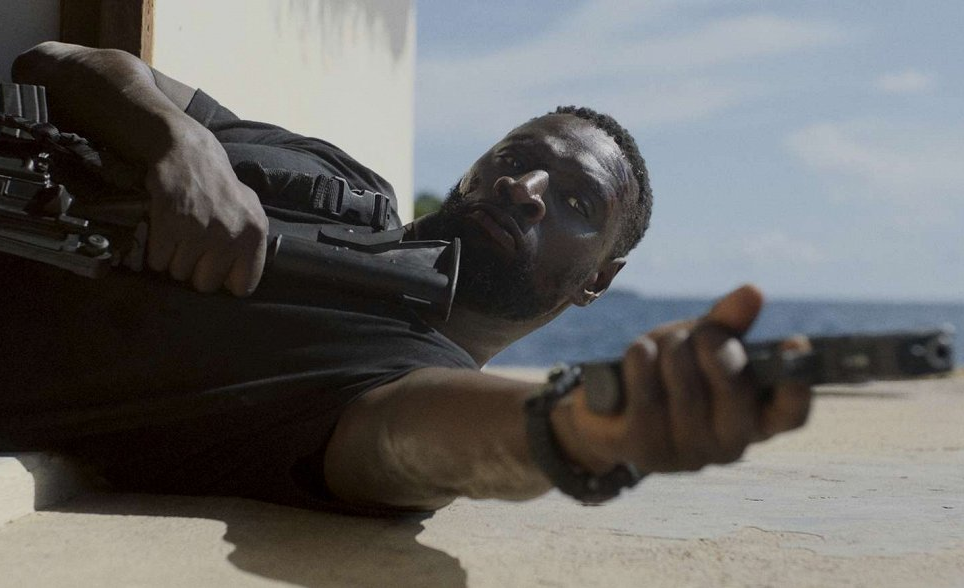 Листайте кадры.