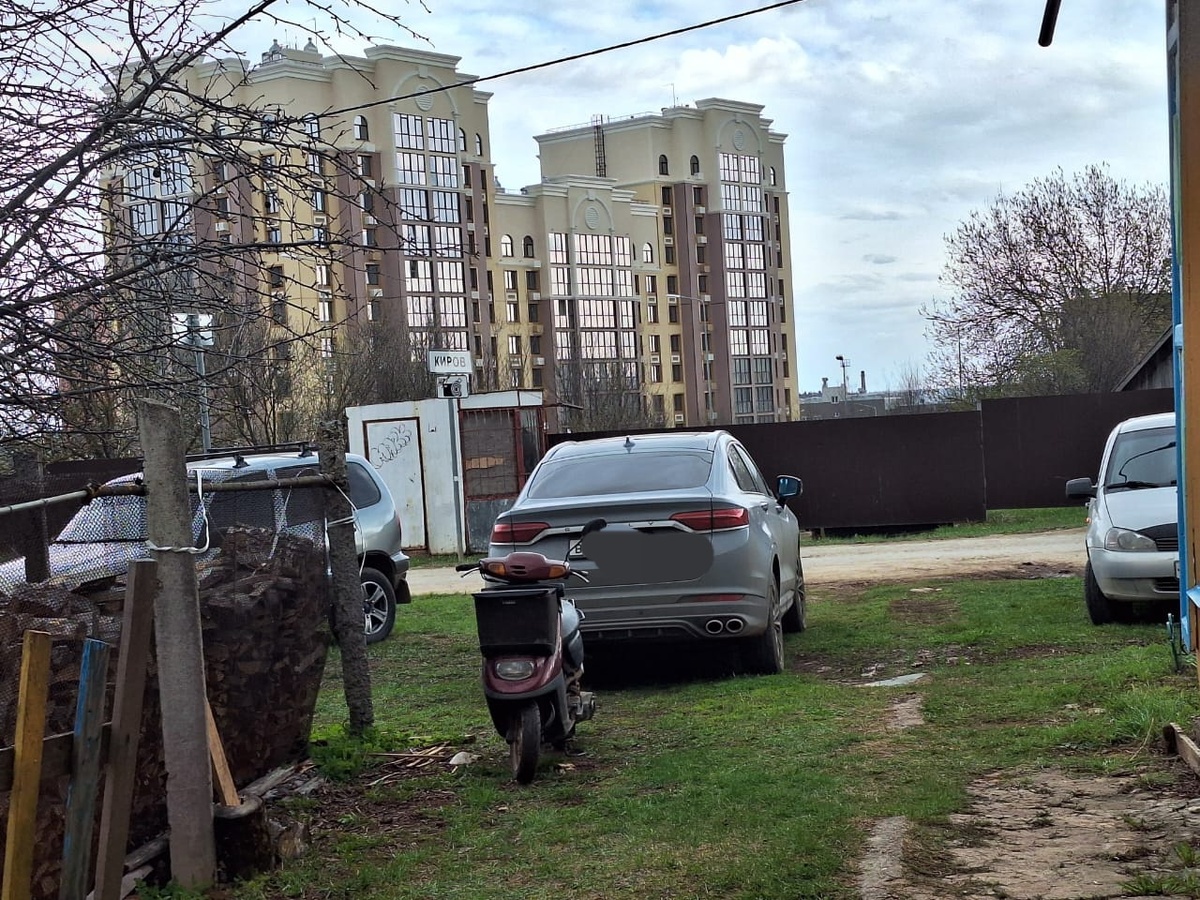 Появился мопед 