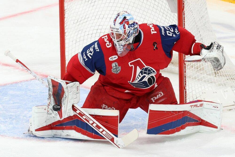 Голкипер «Локомотива» Даниил ИсаевФото: hclokomotiv.ru