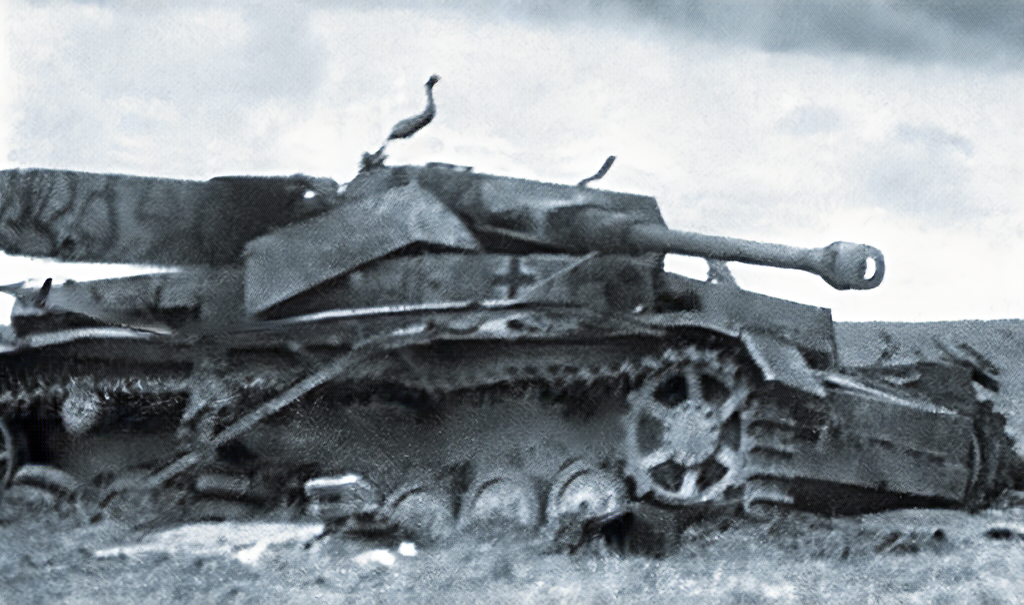 Немецкий металлолом. Снимок сделан советскими кореспондентами.