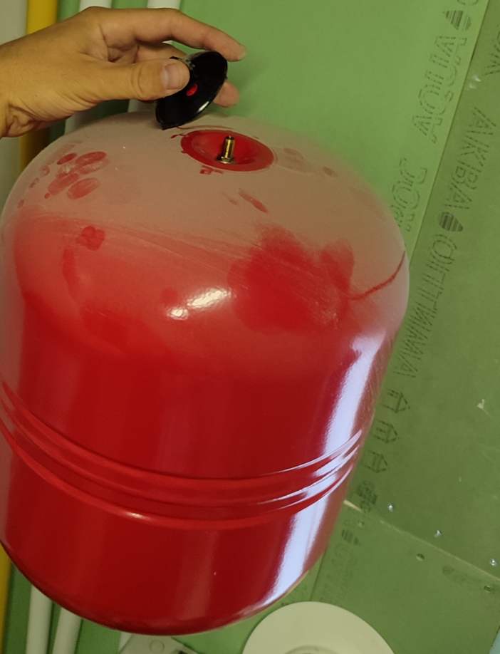 Ниппель внешнего расширительного бака